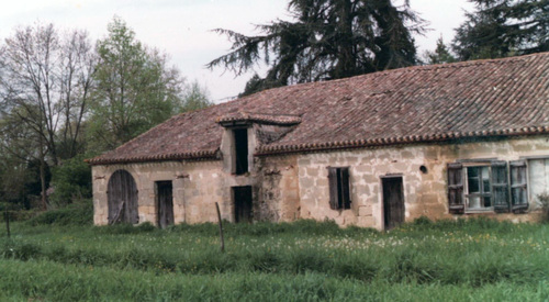 La ferme du Roudey à Gontaud de Nogaret. Façade au midi